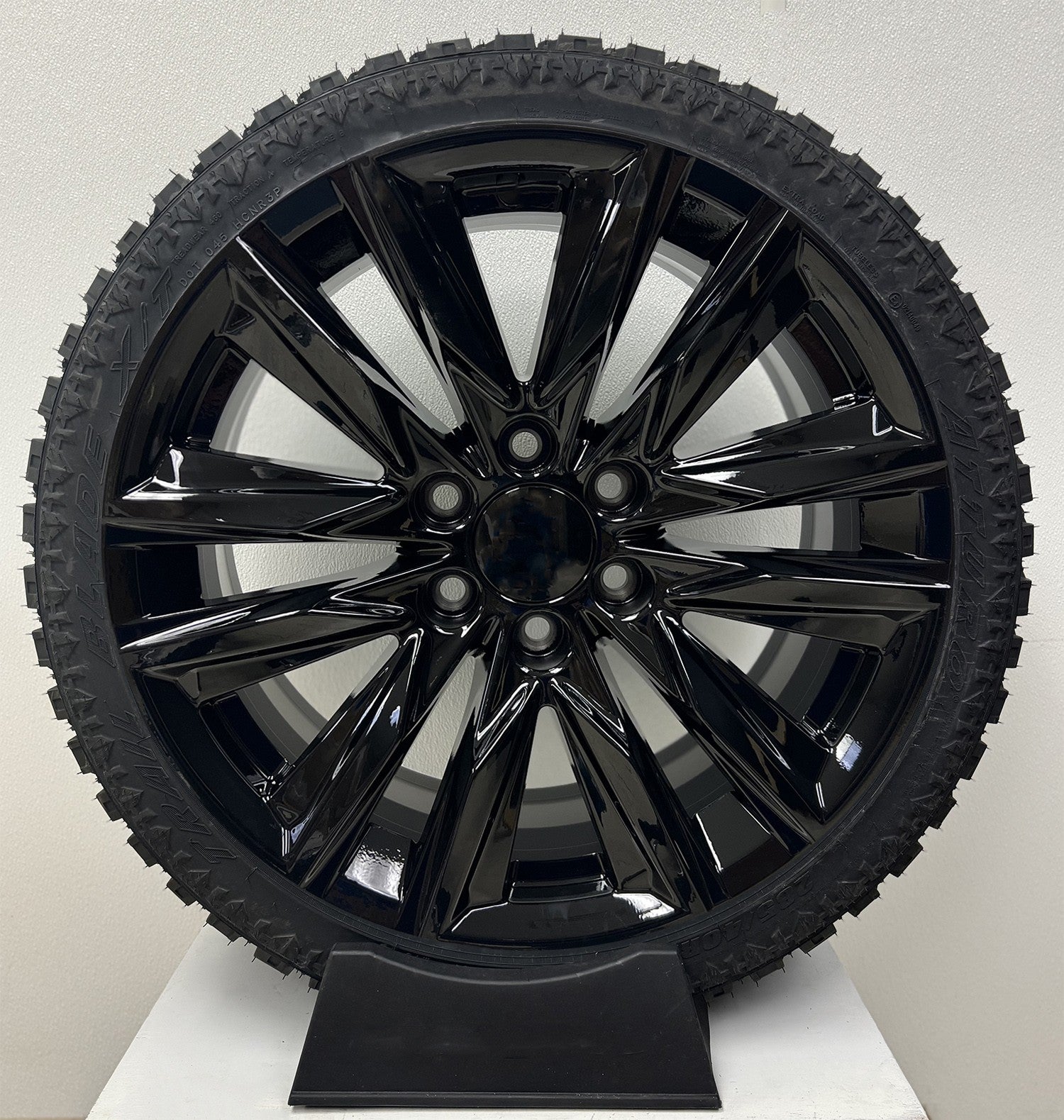 Gloss Black Platinum 24 Inch Wheels All Terrain Tires TPMS GMC Sierra Yukon0