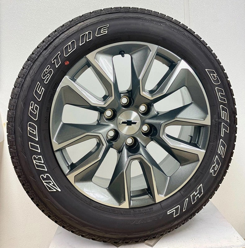 20" OEM Gunmetal RST Wheels Takeoff Bridgestone Tires Chevy Silverado Tahoe0