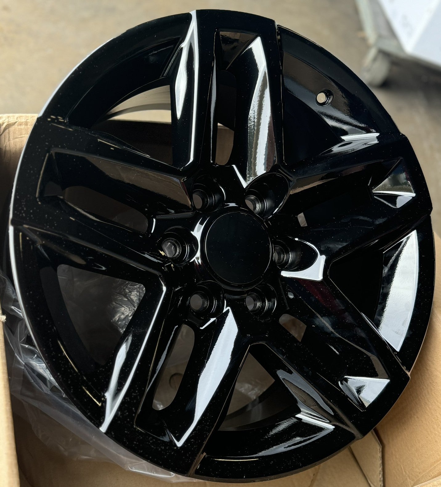 2023-26 Chevy Colorado Gloss Black 18" Trail Boss Style Wheels Goodyear MT Tires2