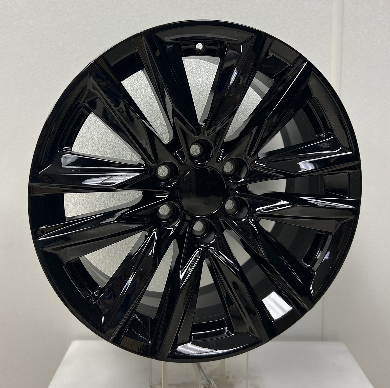 22" Gloss Black Platinum Wheels For 2000-2026 Cadillac Escalade GMC Sierra Yukon1