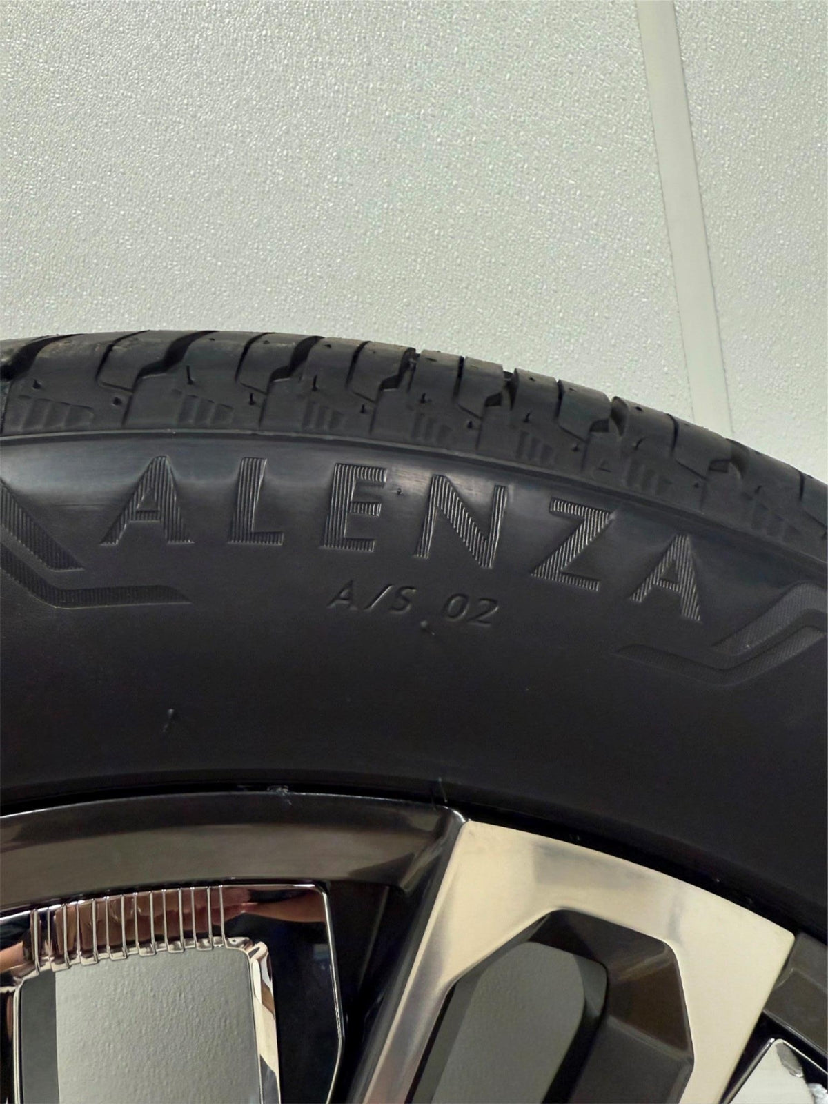 22" GMC Sierra Yukon Denali Ultimate OEM Wheels Bridgestone Tires New Takeoff3