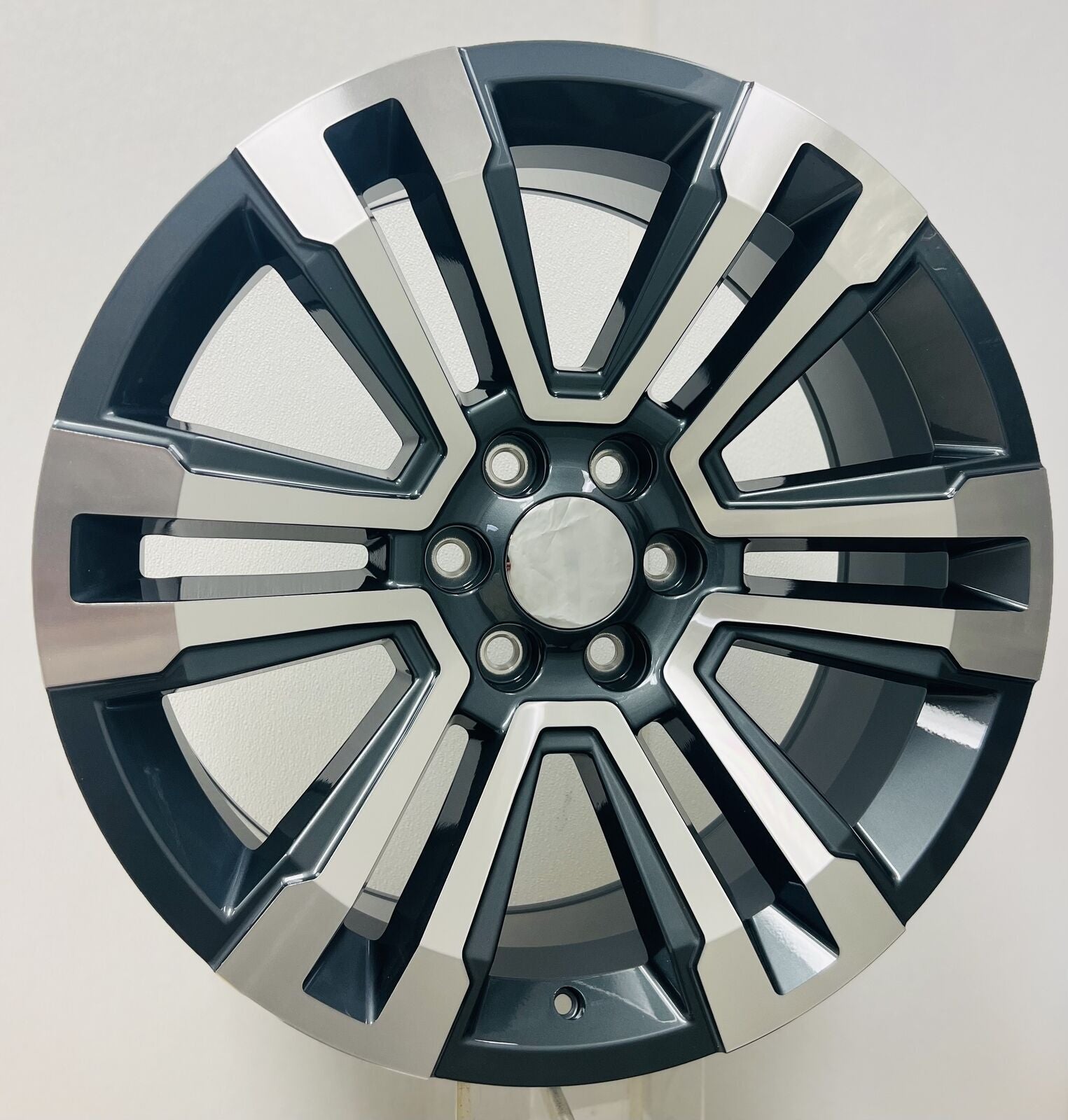 Chevy 22" Gunmetal And Machine Denali Style Split Spoke Wheels Silverado Tahoe0
