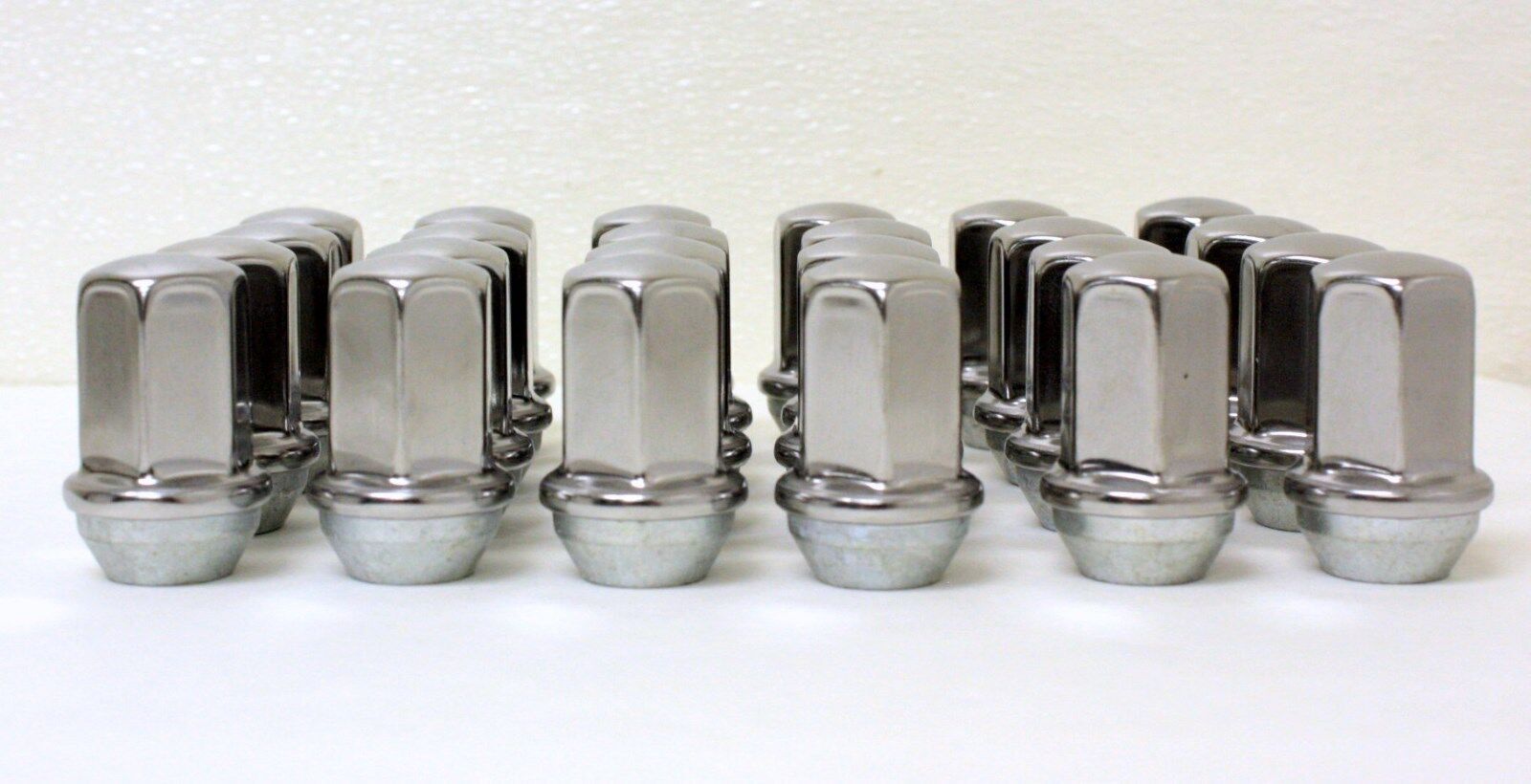 Set 24 Lug Nuts 2015-2026 GMC Canyon Polished Stainless 14x1.5 Lugs3