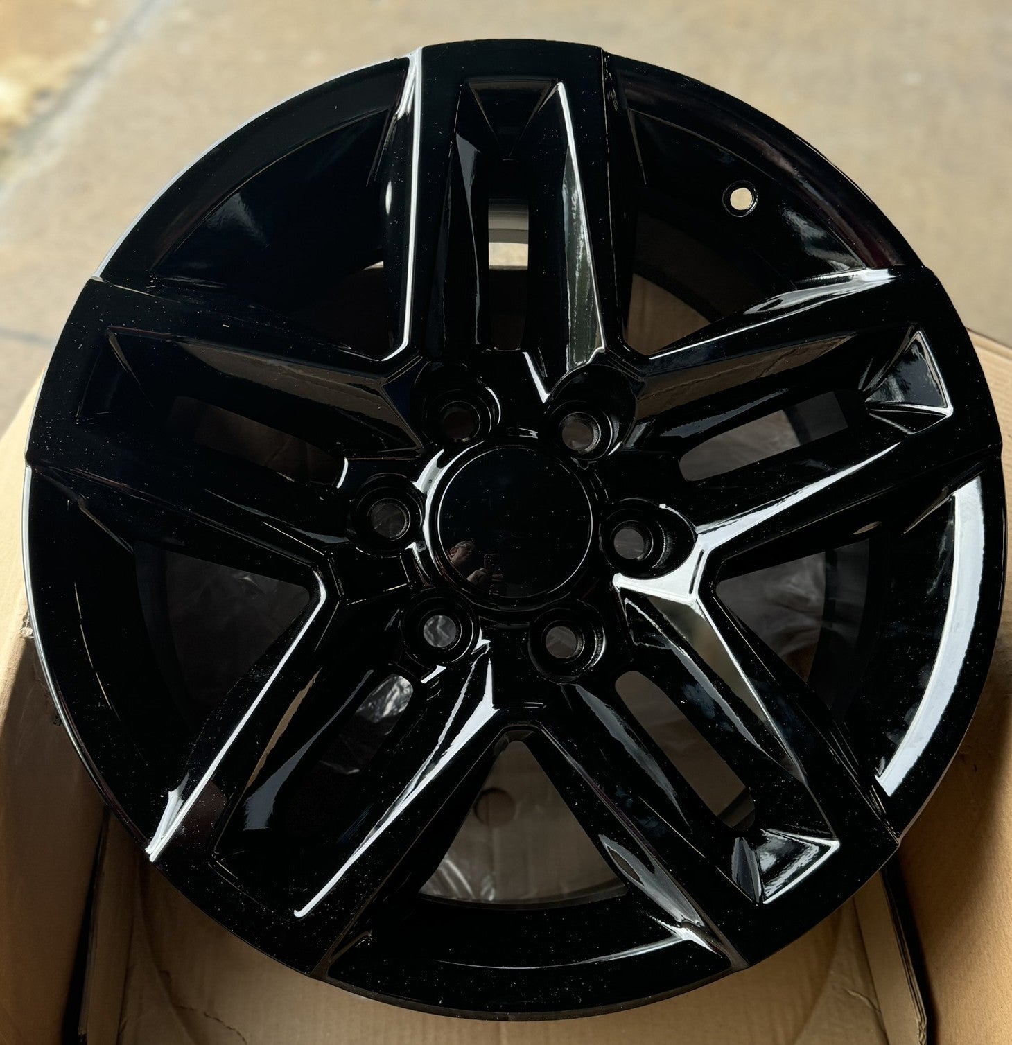 Chevy 18" Gloss Black Trail Boss Replica Wheels Fit Silverado Tahoe Suburban3