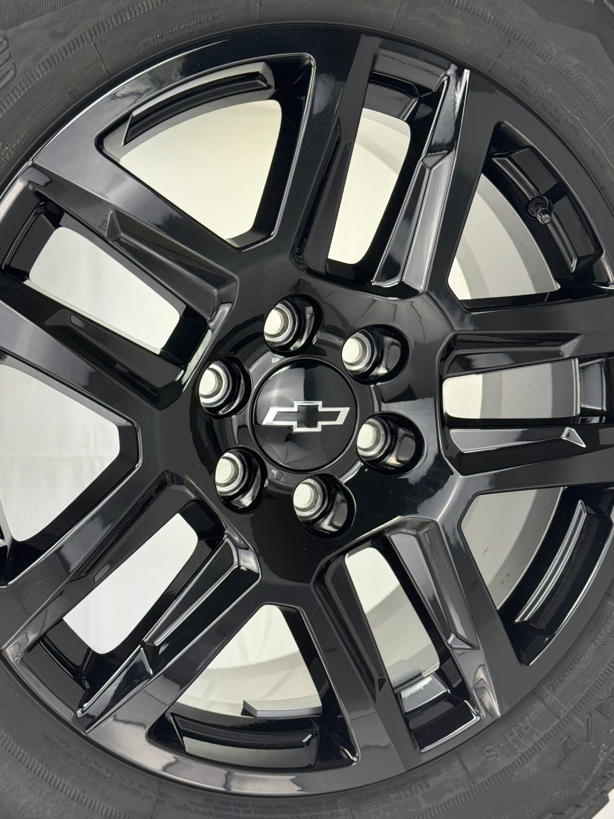 20" Chevy Silverado Black Trail Boss OEM Wheels Bridgestone AT Tire TPMS4