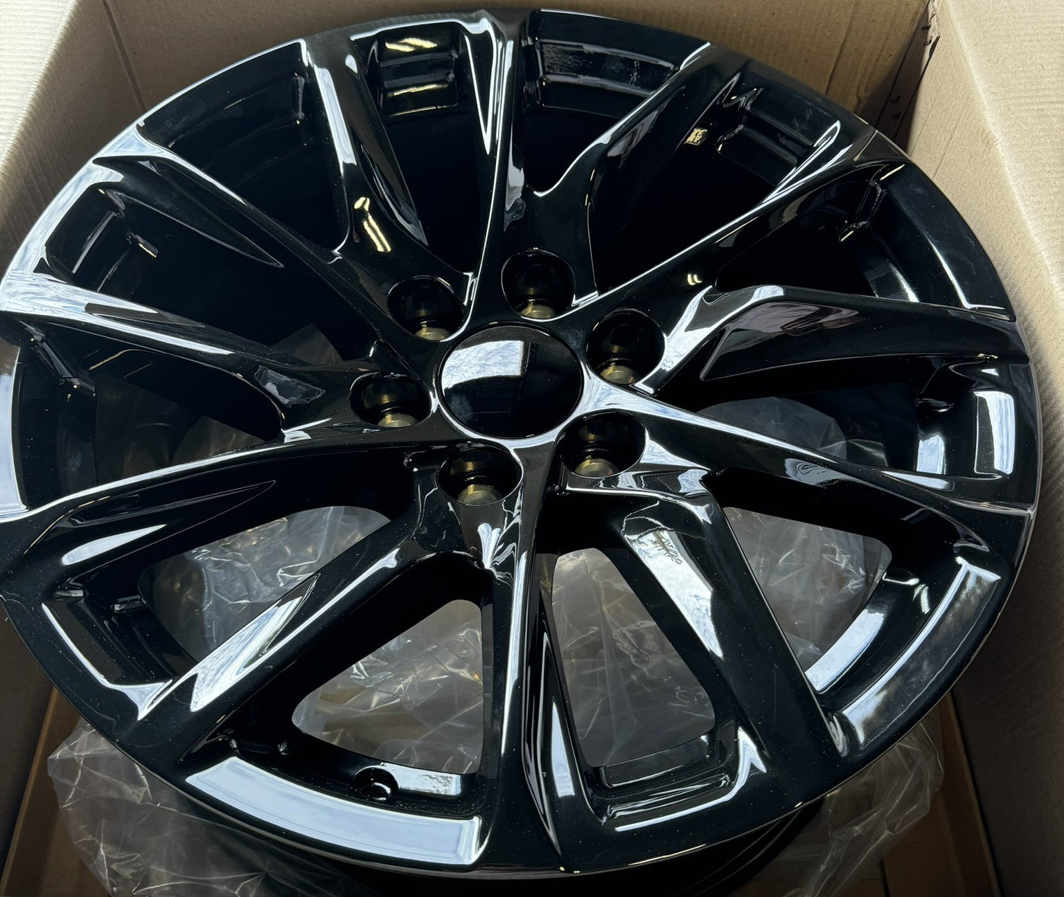 24" Gloss Black Escalade Sport Platinum OE Replica SSX Wheels Rims Set of 41