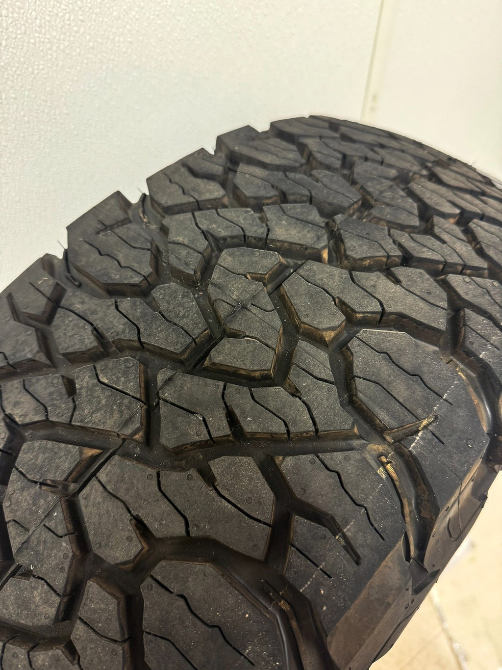 Set 4 OEM Chevy Silverado 2500 20" Black HD Wheels BFG A/T KO3 Tires New Takeoff2