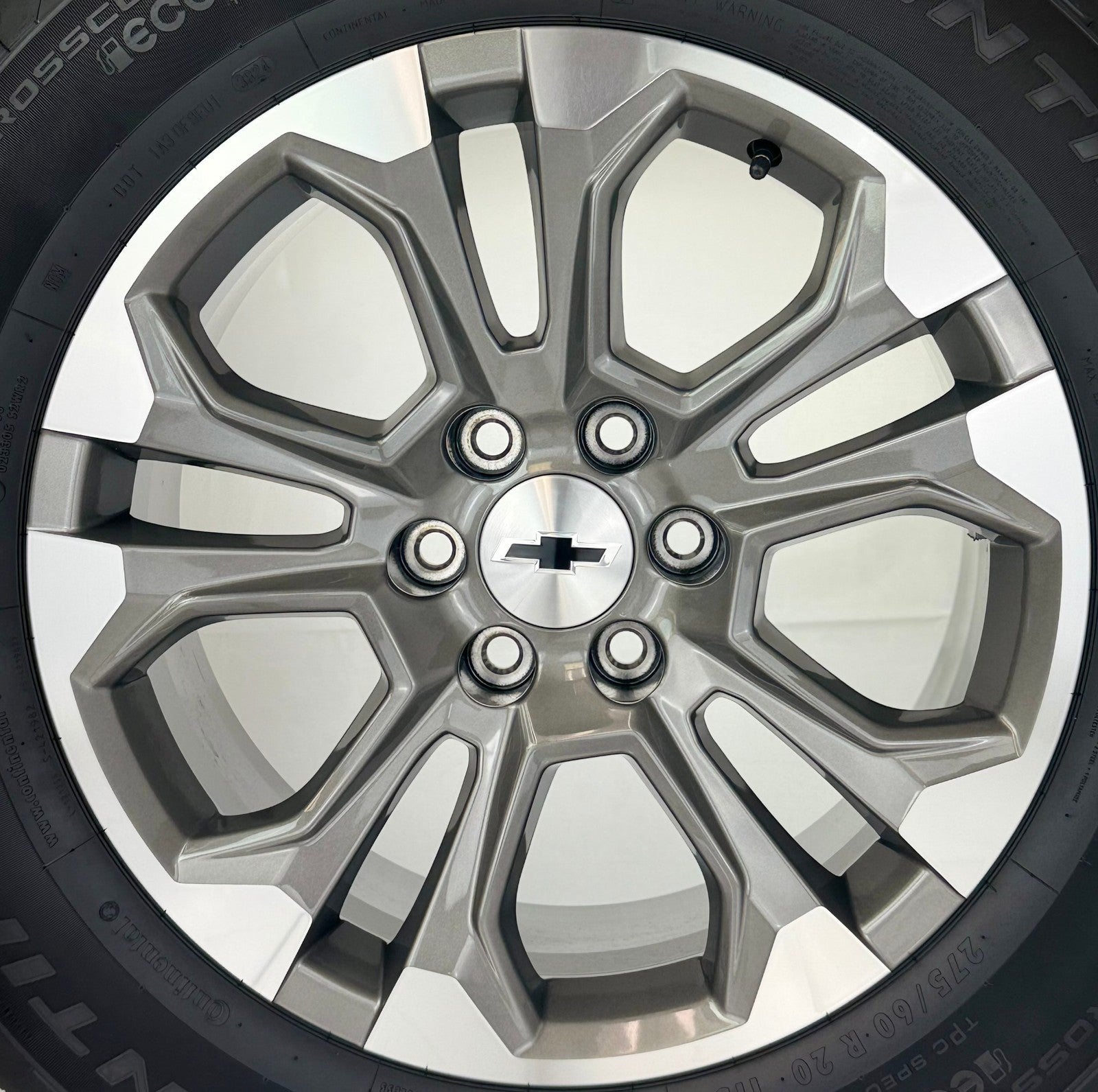 20" Chevy Silverado Tahoe Suburban OEM GM Wheels Continental Tires TPMS LUGS1