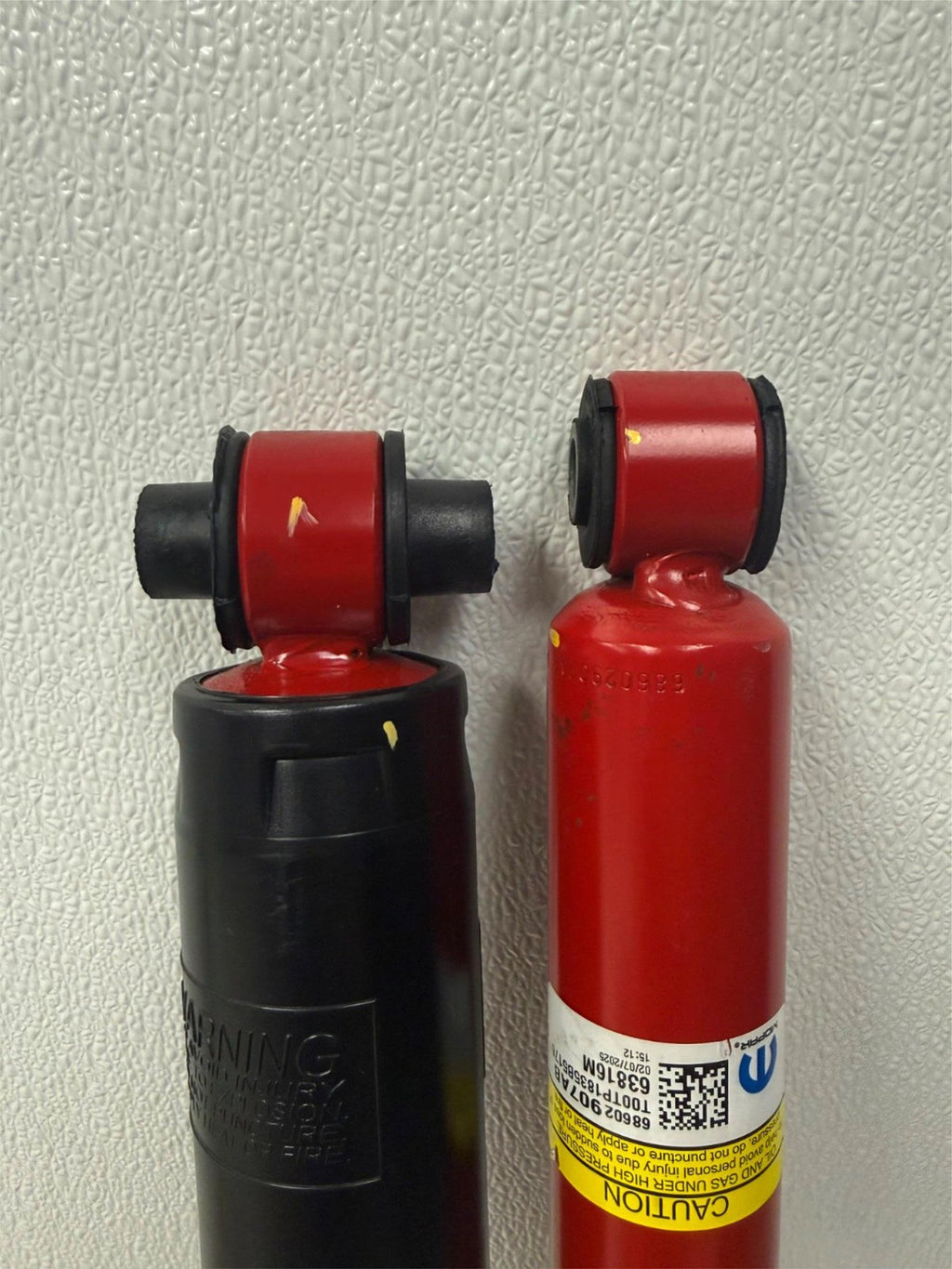 2018-2026 Jeep Wrangler Rubicon OEM Factory Takeoff Shocks Set 2 68602907AB2