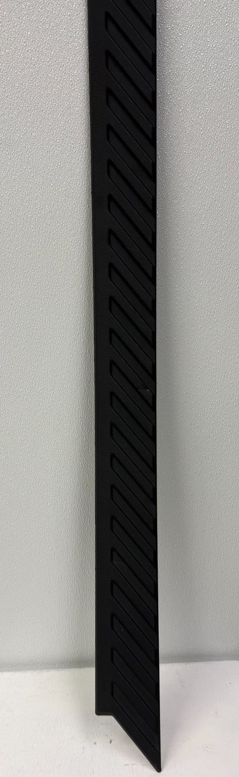 Ford F150 Running Board OEM Grip Pad RIGHT PASSENGER Side FL34-16490-CAW5