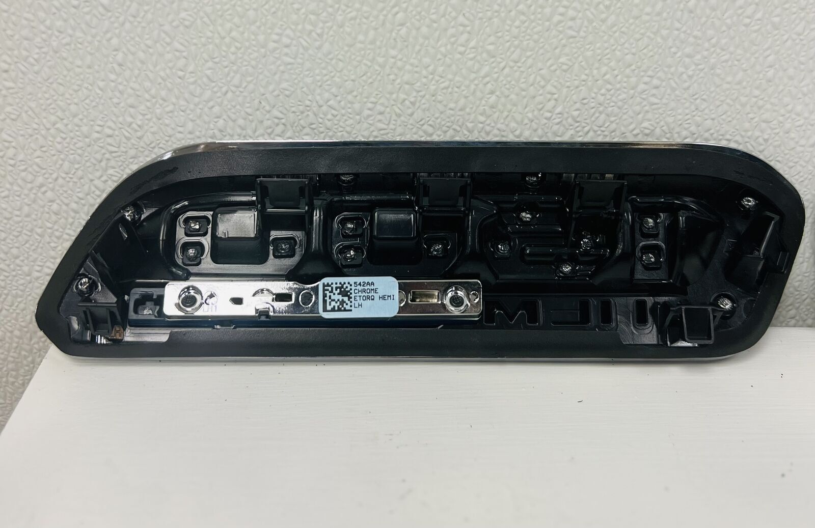 2019-2024 Dodge Ram 1500 Hemi eTorque Left & Right Side CHROME Hood Emblem4