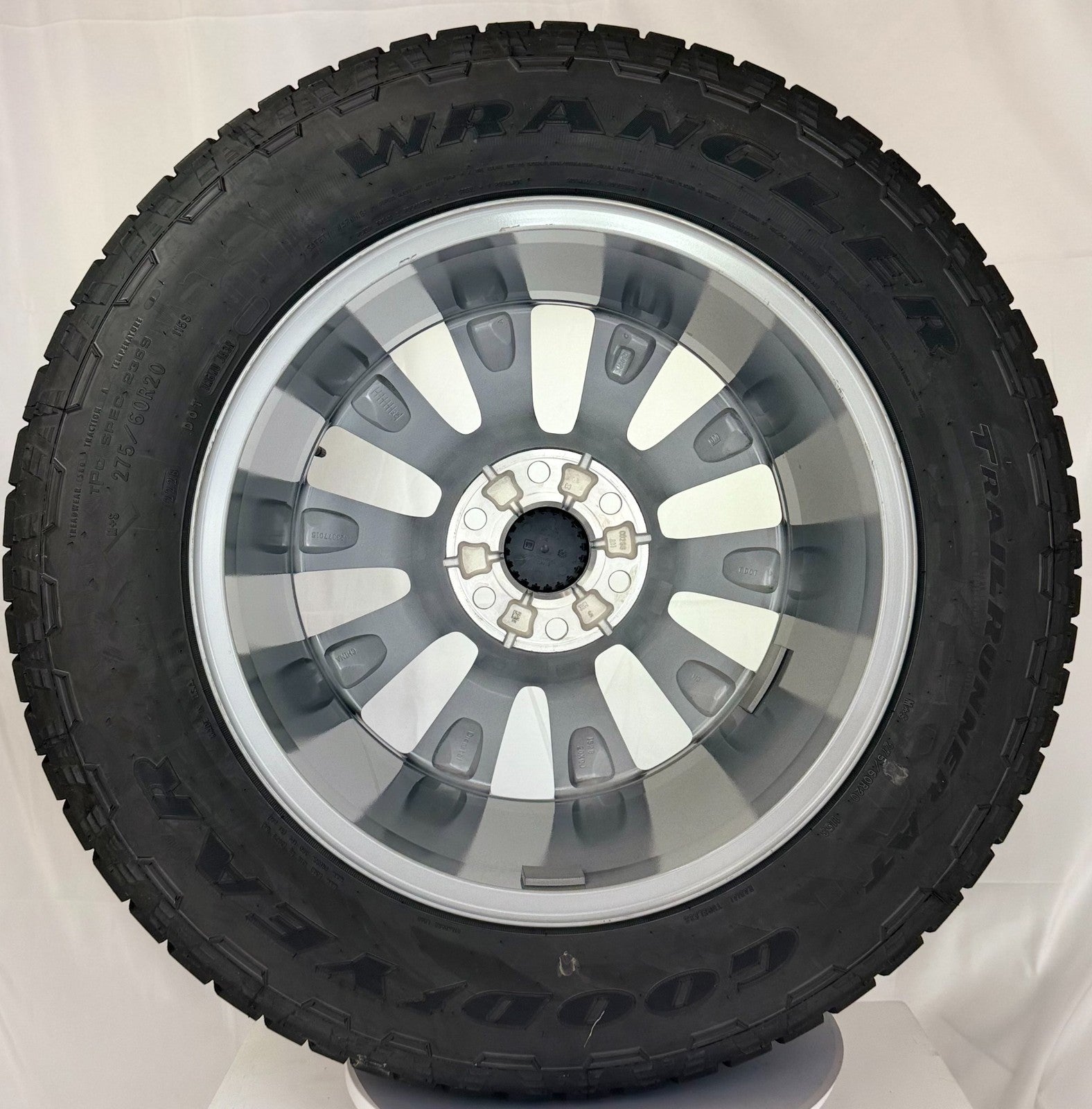 20" Chevy Silverado Gunmetal OEM Wheels Goodyear A/T Tire TPMS LUG NUT 2000-20267