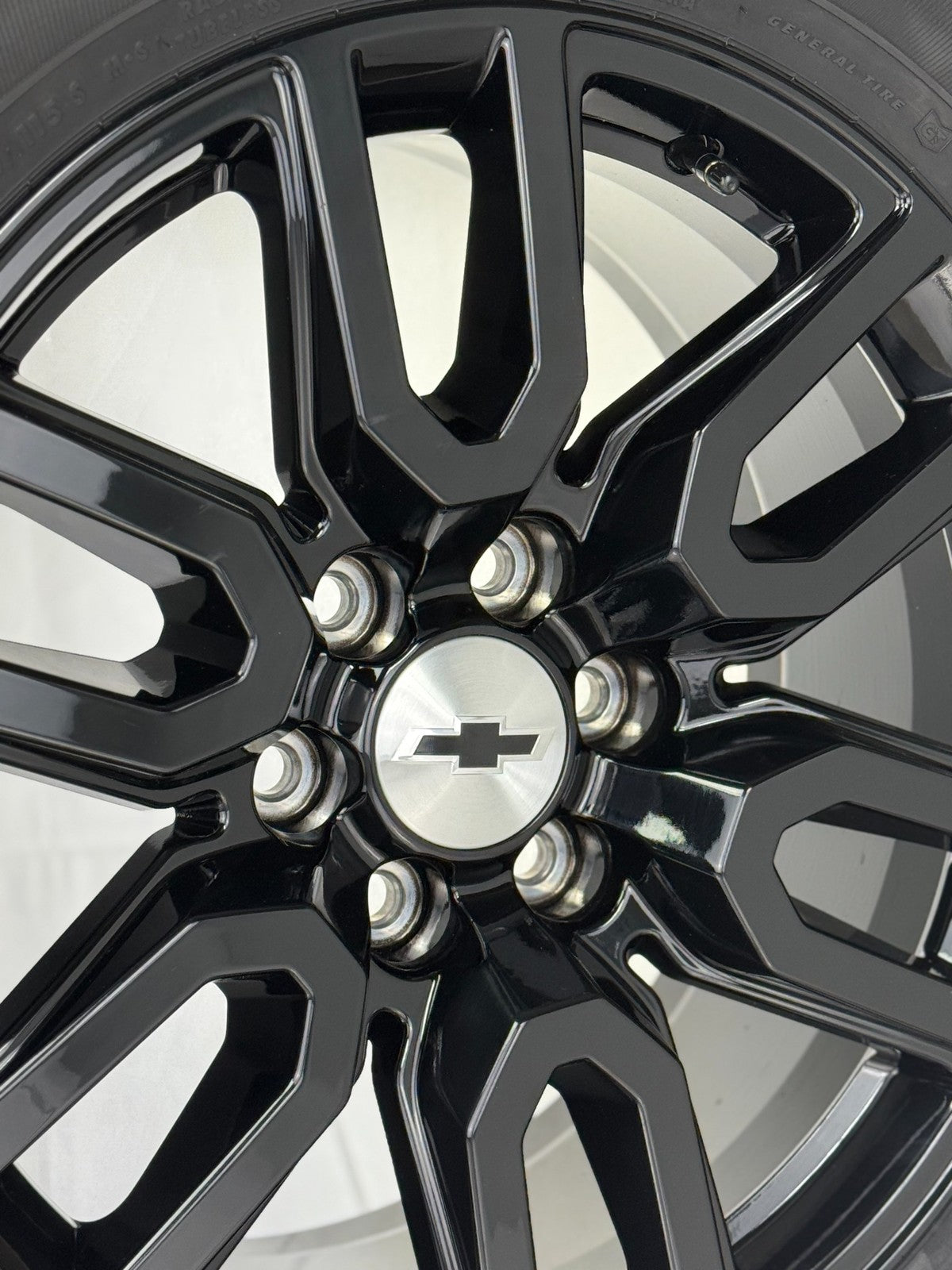 20" Chevy Silverado Tahoe Suburban OEM GM Wheels General HT Tires TPMS LUGS5