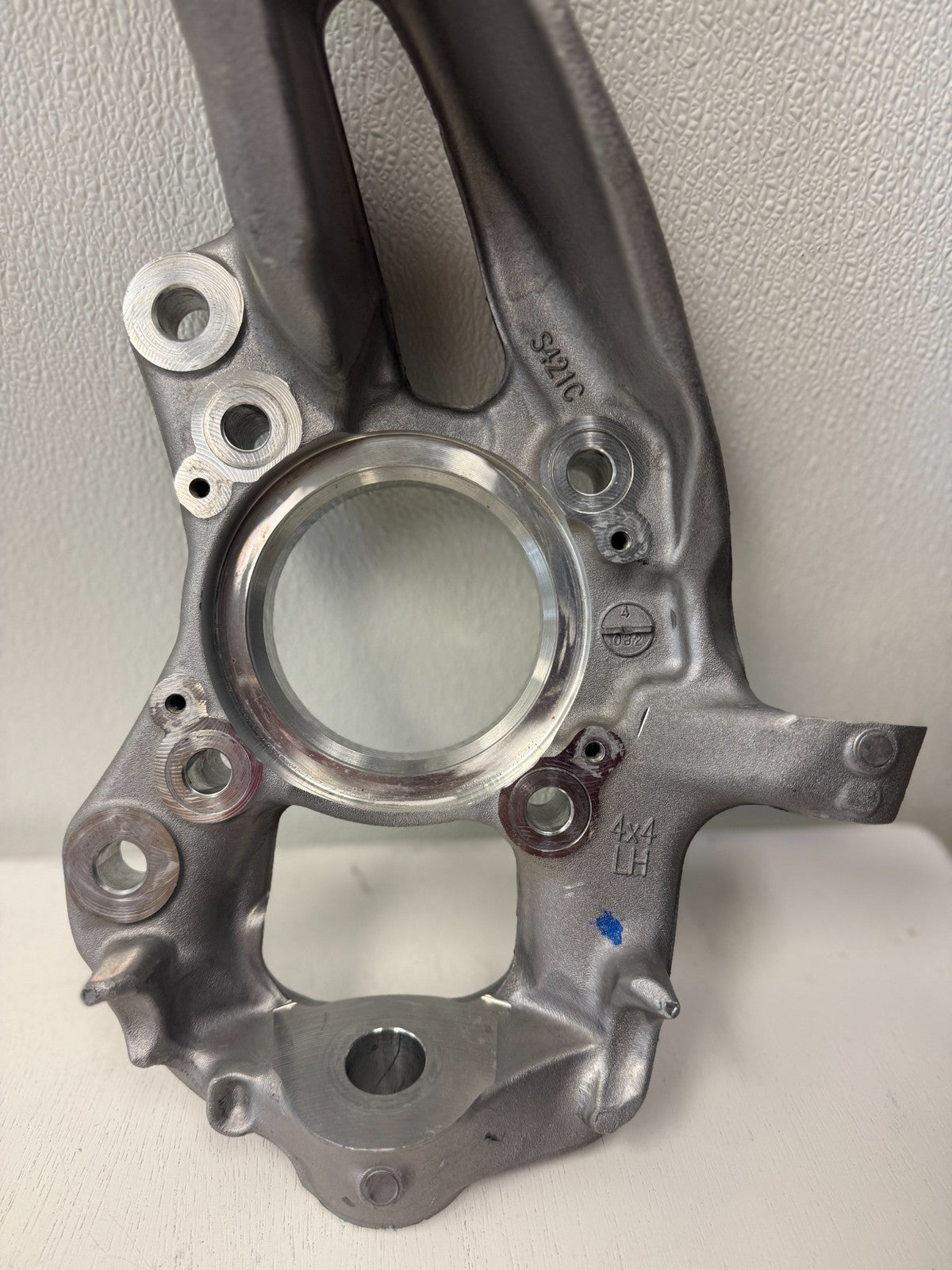 2021-2025 Ford F150 4x4 LH Driver Side OEM Steering Knuckle ML34-3K186-AA1