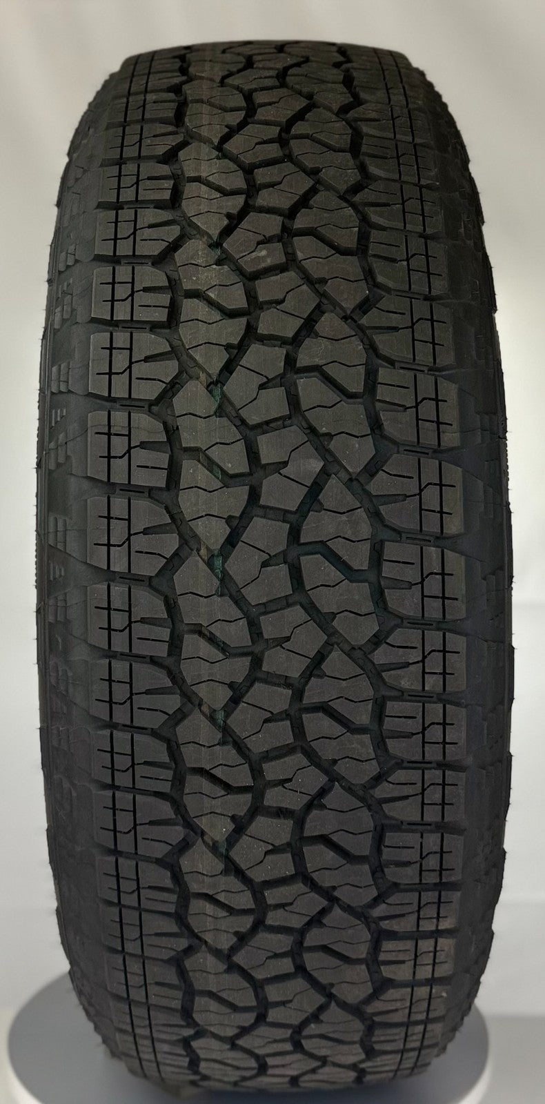 20" GMC Sierra Yukon Black And Machine AT4 OEM Wheels Goodyear AT 275/60R20 Tire7