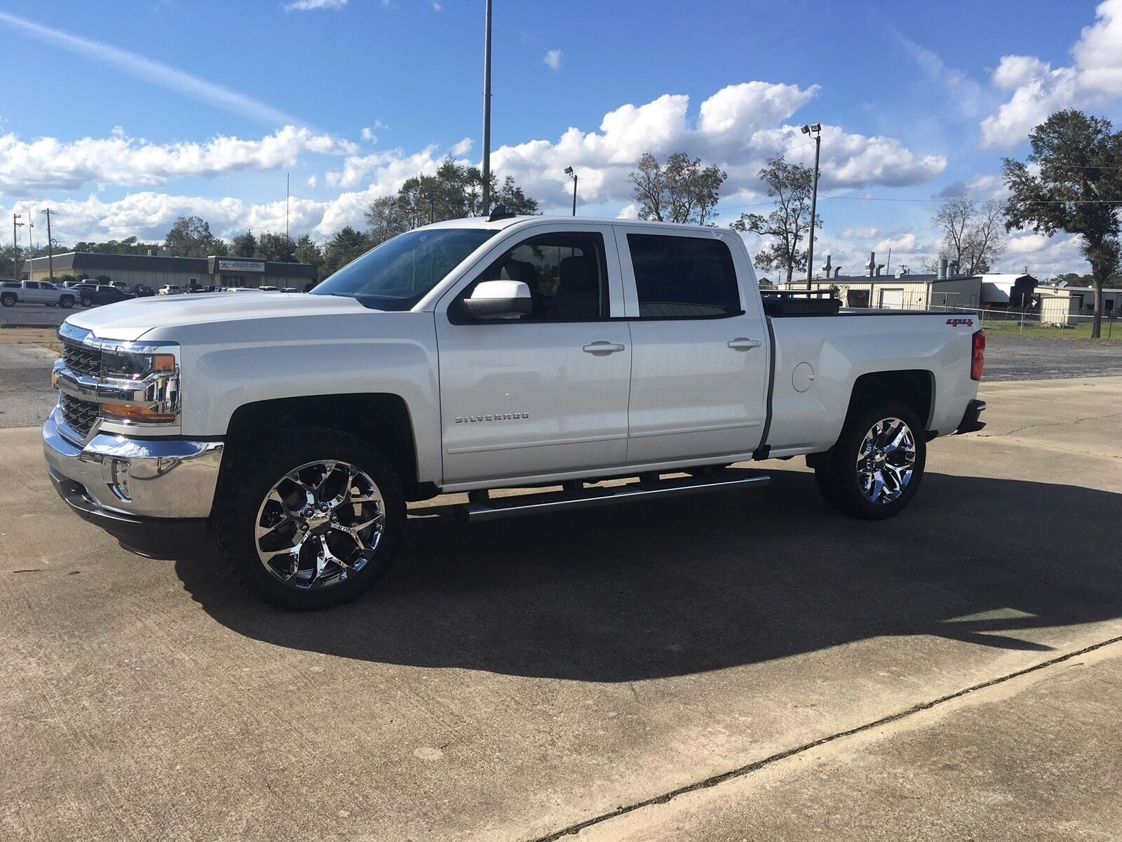 Chrome Snowflake 22" Wheels 33x12.50 Mud Tires TPMS Lugs GMC Sierra Yukon Denali5