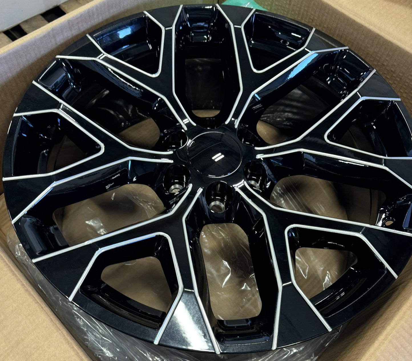 Chevy 20" Black Milled Snowflake Wheels 275/60R20 Tires Silverado Tahoe Suburban3