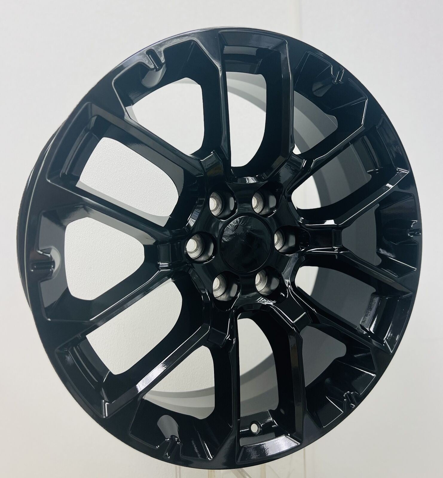 22" Gloss Black Wheels For 2000-2026 Chevy Silverado Suburban Tahoe Avalanche1