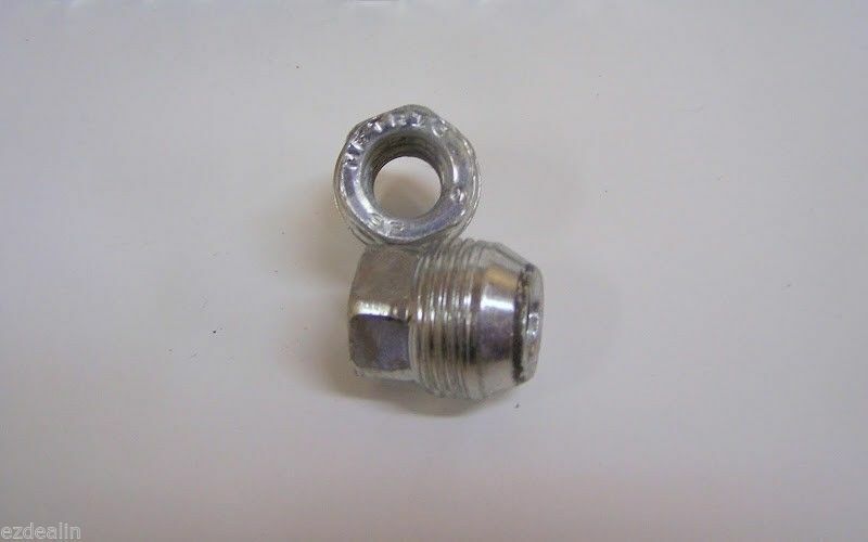 Set 32 Chevrolet Silverado 2500 3500 Metric Double Threaded Lug Nuts NEW1