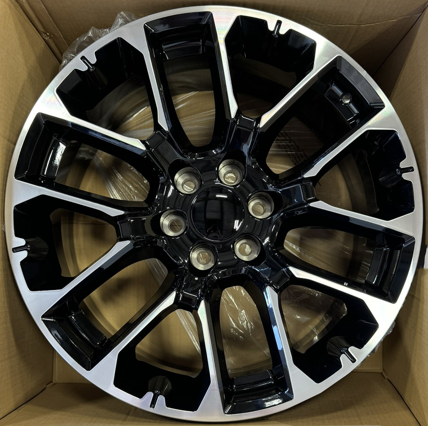 22" Black And Machine Wheels For 2000-2026 GMC Sierra Yukon Denali5