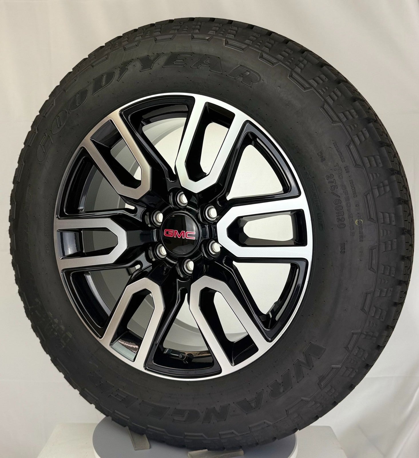 20" GMC Sierra Yukon Black And Machine AT4 OEM Wheels Goodyear AT 275/60R20 Tire5