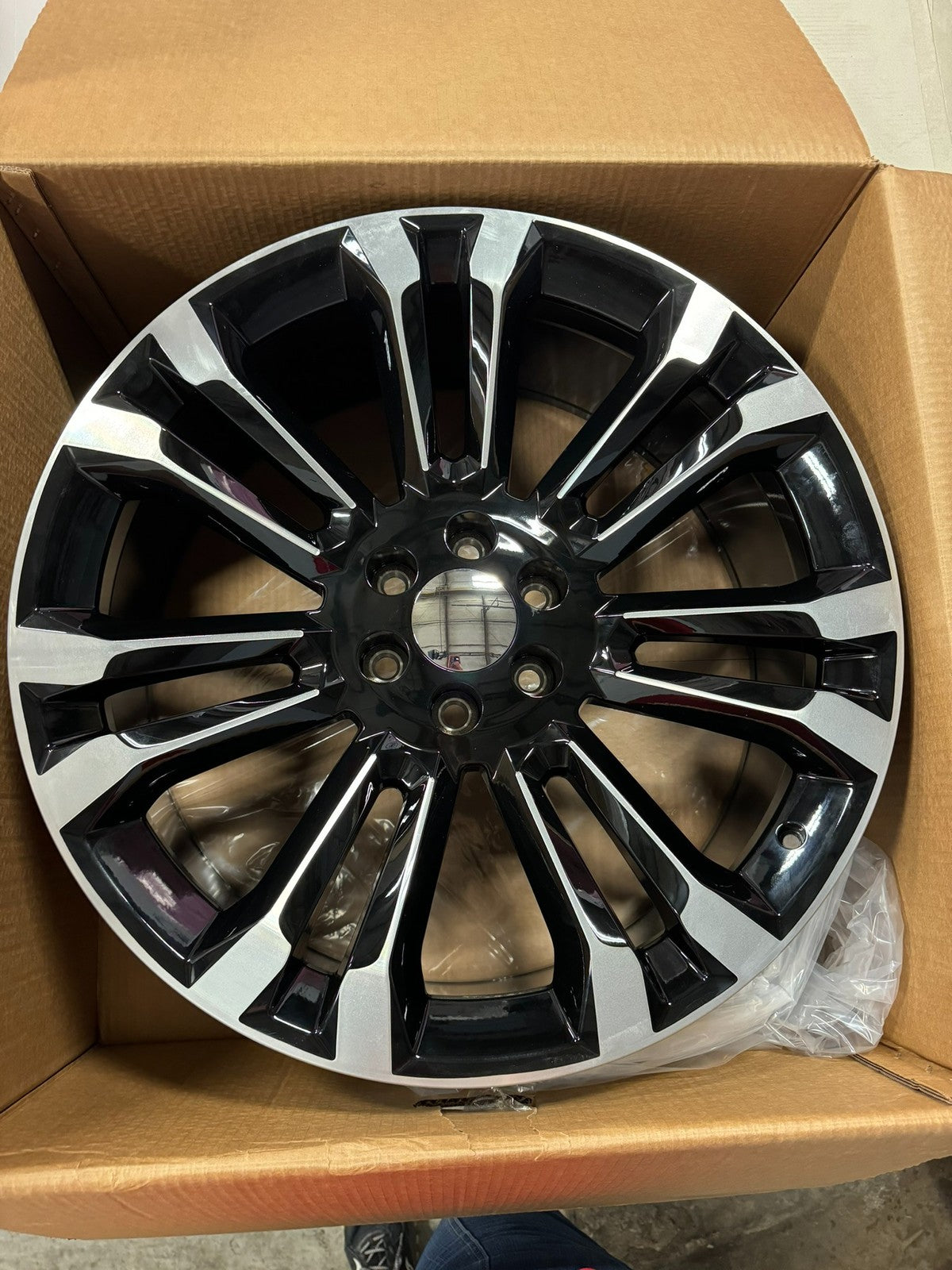 Split Spoke Machine Black 24" Wheels Tires Silverado Tahoe Sierra Yukon Escalade2