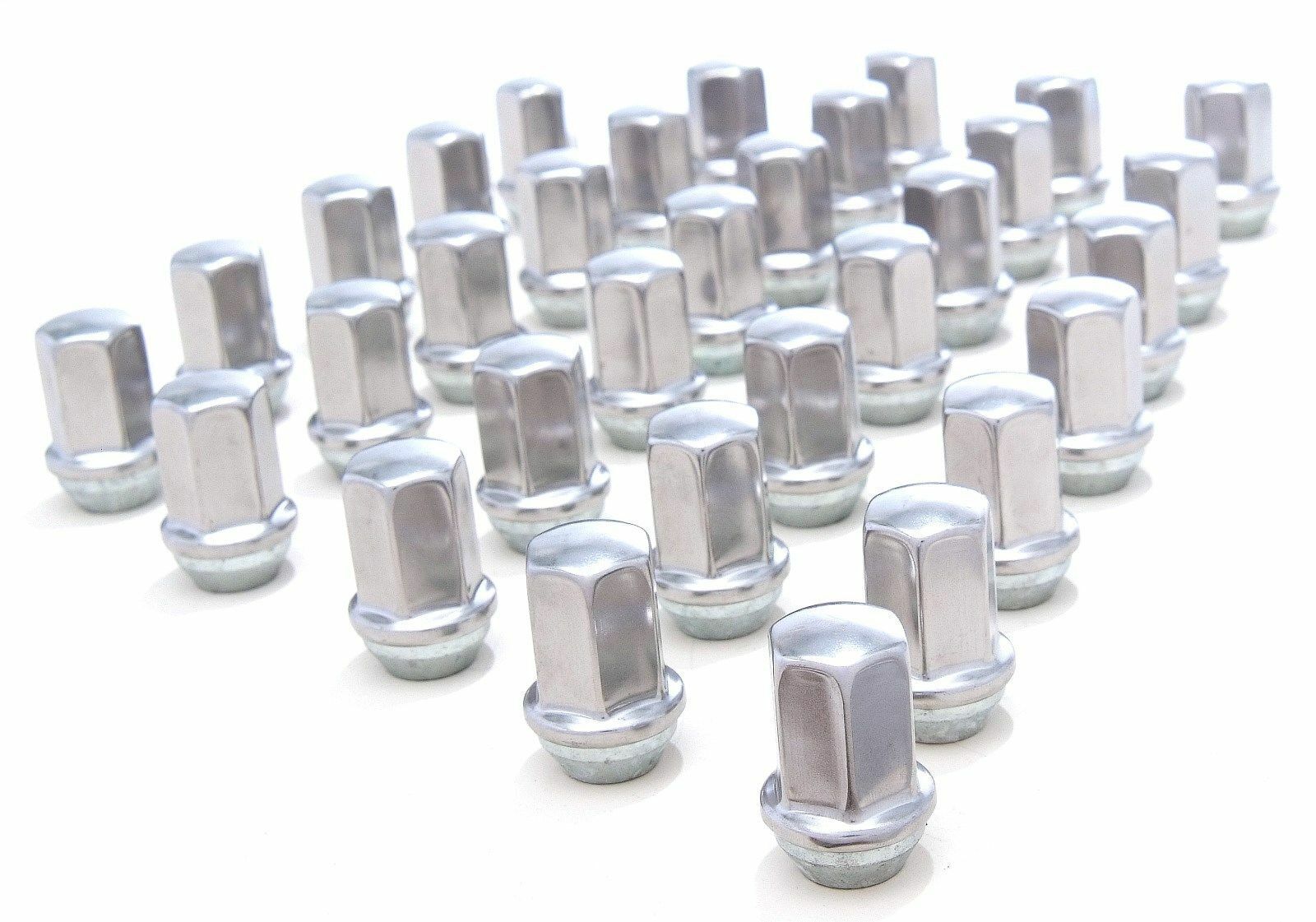 New Set 32 Chevy Silverado 2500 3500 HD Factory OEM Stainless Lug Nuts 95960700