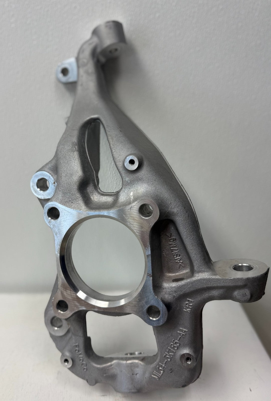 2021-2025 Ford F150 4x4 RH Passenger Side OEM Steering Knuckle ML34-3K185-AA1